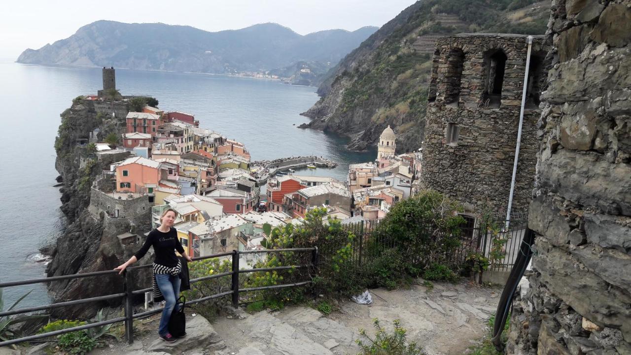 Mansard Apart Alba - Sea 5 Terre-Trekking-Excursions-Relax San Terenzo Buitenkant foto